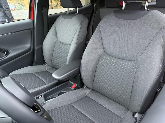 Toyota YARIS Cross 1.5 Hybrid Dynamic | Stoel en stuurverwarming | Bliss | Keyless