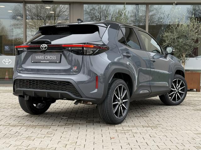 Toyota YARIS Cross 130 Hybrid GR Sport | Sport plus pack | Pano | HeadUp