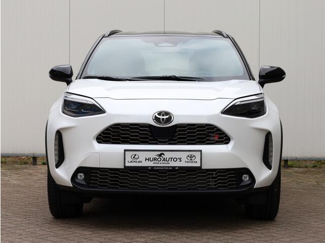 Toyota YARIS Cross 1.5 Hyb 130 GR Sport | Nieuw | Half Leder/Alcantara | Dodehoek