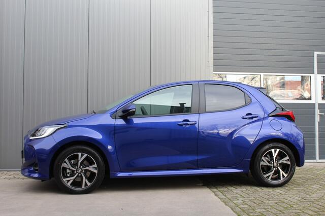 Toyota YARIS 1.5 Hybrid Dynamic PDC / BSM / Stoelverwarming