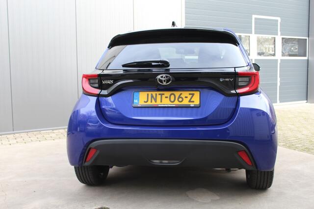 Toyota YARIS 1.5 Hybrid Dynamic PDC / BSM / Stoelverwarming