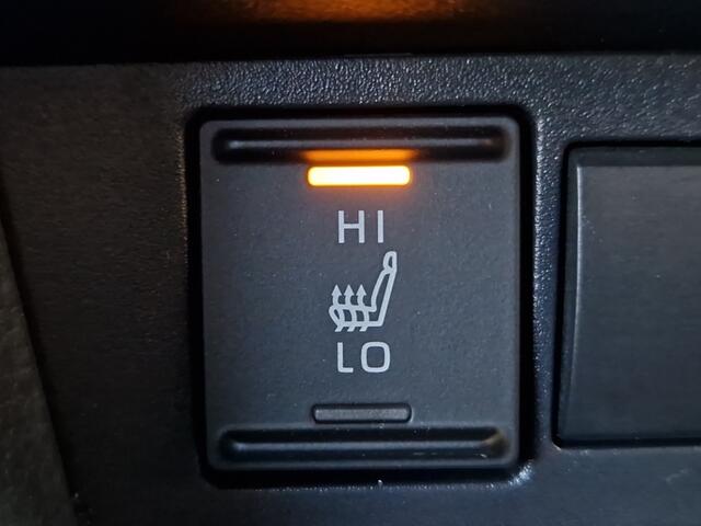 Toyota YARIS Cross 1.5 Hybrid Explore NL Auto - Luxe uitvoering - Lage Kmstand!