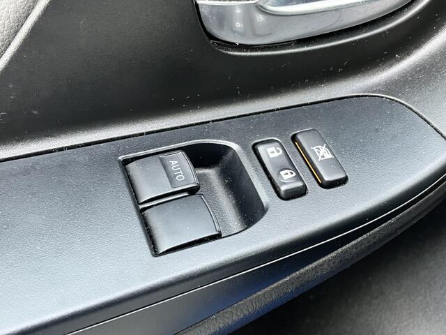 Toyota YARIS 1.5 VVT-i Active NL auto 22453 KM Clima Cruise Dealer onderhouden