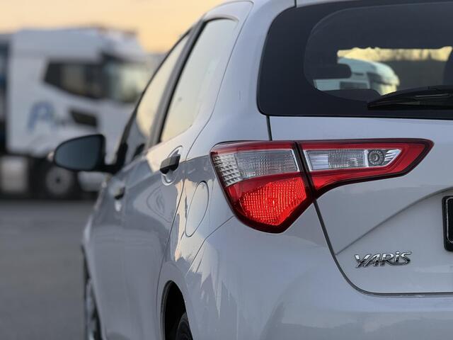 Toyota YARIS 1.5 Hybrid Active ?1ste Eigenaar | Rijstrooksensor | Cruisecontrole | Climate controle