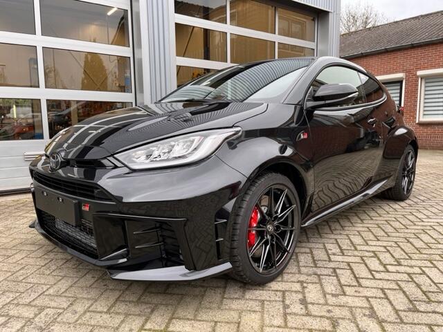 Toyota YARIS 1.6 Turbo GR High Performance 8AT Prem. (NEW M2025) 280PK