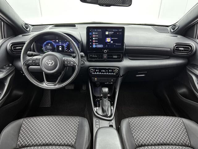 Toyota YARIS 1.5 Hybrid 130 Executive | BTW Voertuig | Stoelverwarming | Achteruitrijcamera |