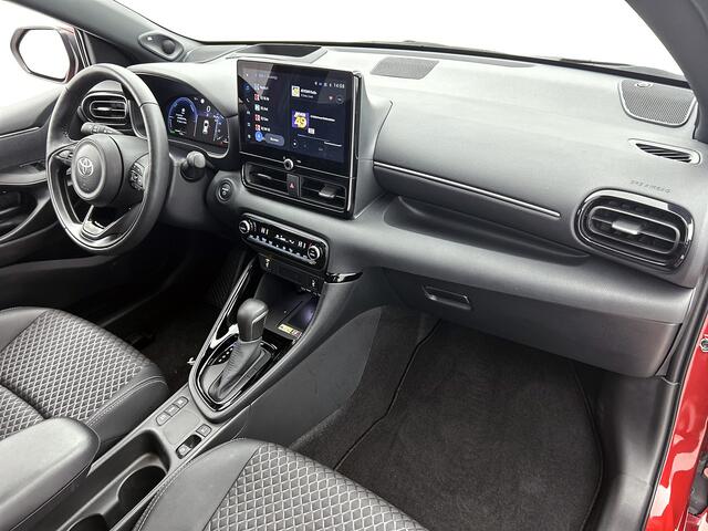 Toyota YARIS 1.5 Hybrid 130 Executive | BTW Voertuig | Stoelverwarming | Achteruitrijcamera |