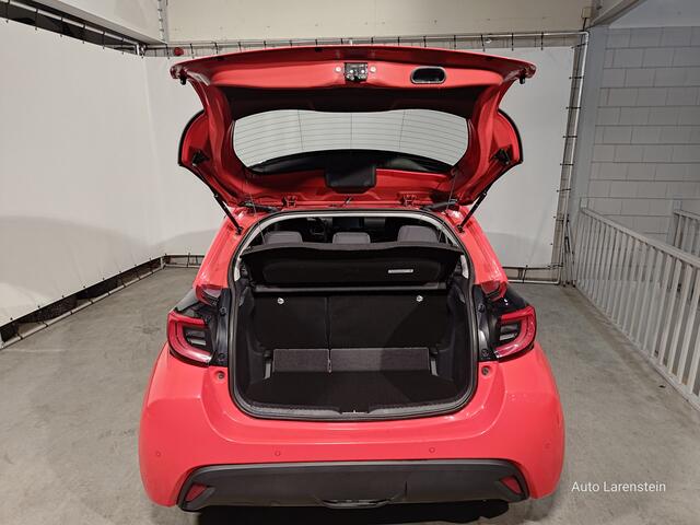 Toyota YARIS 1.5 Hybrid 116pk Dynamic 5 Drs Navi / Adapt.Cruise C,/ A.Cam./ Head-up