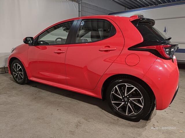 Toyota YARIS 1.5 Hybrid 116pk Dynamic 5 Drs Navi / Adapt.Cruise C,/ A.Cam./ Head-up