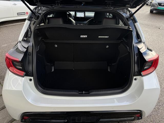 Toyota YARIS 1.5 Hybrid GR Sport