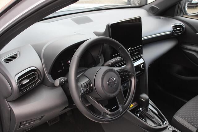 Toyota YARIS Cross 1.5 Hybrid 115 Dynamic Navi/Carplay, Keyless Entry/start, WinterPack, LED, NIEUW!!