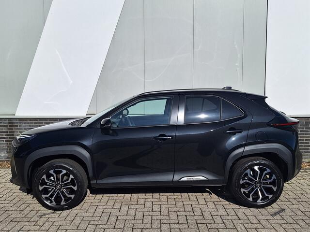 Toyota YARIS Cross 1.5 Hybrid 115 Dynamic met Comfort Pack | Navi | PDC v+a | Stoel/stuur/voorruit verw | Dode hoek detectie |