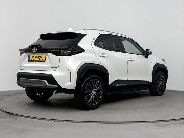 Toyota YARIS Cross 1.5 Hybrid Adventure Limited | Navi | Stoelverwarming | Head Up Display | Parkeersensoren |