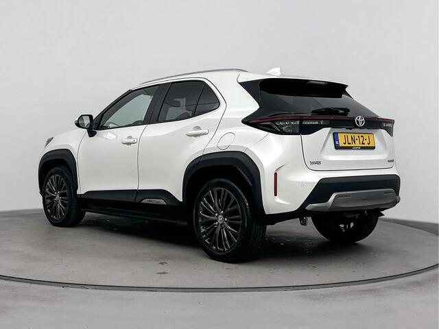 Toyota YARIS Cross 1.5 Hybrid Adventure Limited | Navi | Stoelverwarming | Head Up Display | Parkeersensoren |