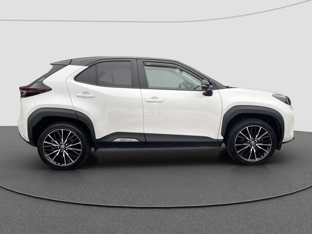 Toyota YARIS Cross 1.5 Hybrid AWD Executive | Panodak | HUD | Trekhaak | 360 camera