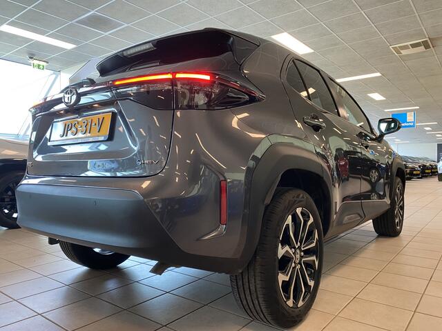 Toyota YARIS Cross 1.5 Hybrid 115 First Edition | Stuur en stoel verwarming