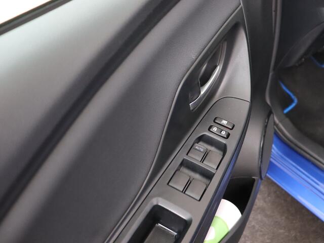 Toyota YARIS 1.0 VVT-i Design | Keyless | LM velgen | NL dealeronderhoud |