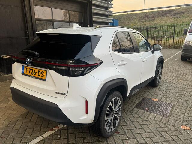 Toyota YARIS CROSS 1.5 HYBRID EXECUTIVE I AUTOMAAT I P-CAMERA I APPLE CARPLAY I CLIMATE CONTROL