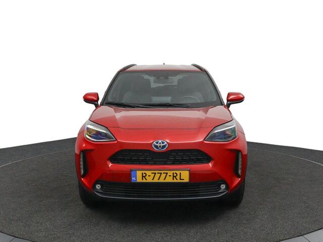 Toyota YARIS Cross 1.5 Hybrid Dynamic | Navigatie | Led Verlichting | Privacy Glas | Keyless Entry |