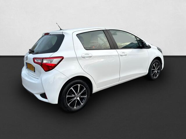 Toyota YARIS 1.0 VVT-i Connect CAMERA / AIRCO