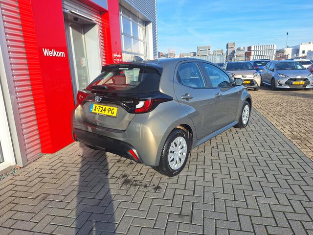 Toyota YARIS 1.5 Hybrid Active