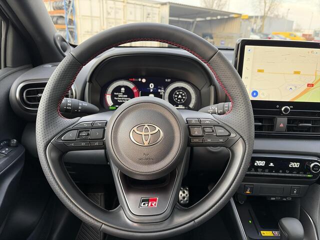 Toyota YARIS 1.5 Hybrid 130 GR Sport