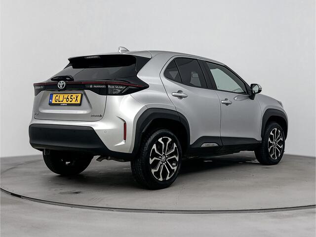 Toyota YARIS Cross 1.5 Hybrid Dynamic Limited | Stoel-/Stuurverwarming | Apple Carplay/Android Auto | Parkeersensoren | Lichtmetalen Velgen |