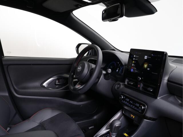 Toyota YARIS 1.5 Hybrid 130 GR Sport Apple Carplay | 130 pk | Toyota Safety Sense |