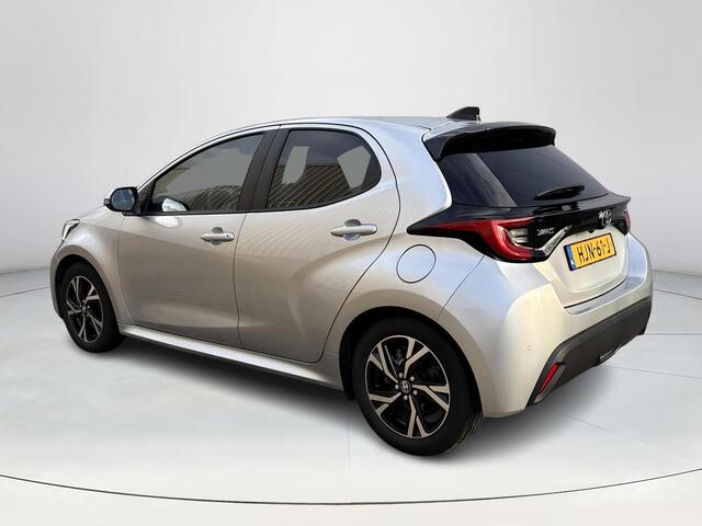 Toyota YARIS 1.5 Hybrid 115 Dynamic **DODEHOEK DETECTIE/ STUUWVERWARMING/ PARKEERSENSOREN/ GARANTIE**