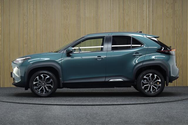 Toyota YARIS Cross 1.5 Hybrid 130 First Edition | Comfort Pack | Adaptive-cruise | Apple Carplay & Android Auto | Camera | Clima | Parkeersensoren | Keyless | Navigatie | Stoel & Stuurverwarming | Dodehoekdetectie