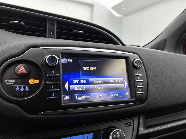 Toyota YARIS 1.5 VVT-i Executive | NL dealeronderhouden |