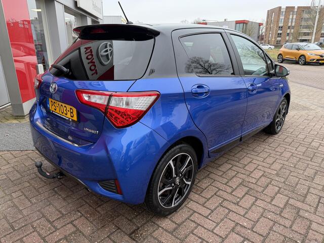 Toyota YARIS 1.5 Hybrid Bi-Tone