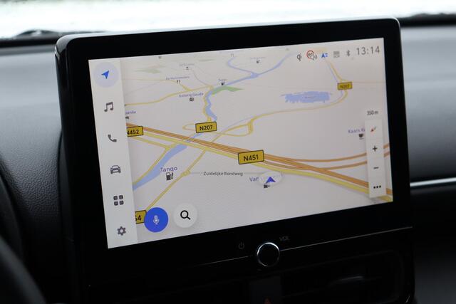 Toyota YARIS Cross 1.5 Hybrid 115 Dynamic ,Comfort Pack, BSM, Apple Carplay & Android Auto, parkeersensoren Voor & Achter, Stuur & Stoelverwarming, Adaptief Cruise & Climate Control, Nieuw en direct leverbaar!