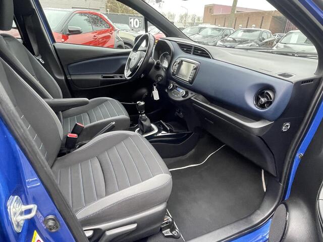 Toyota YARIS 1.5 VVT-i Bi-Tone All seasonbanden