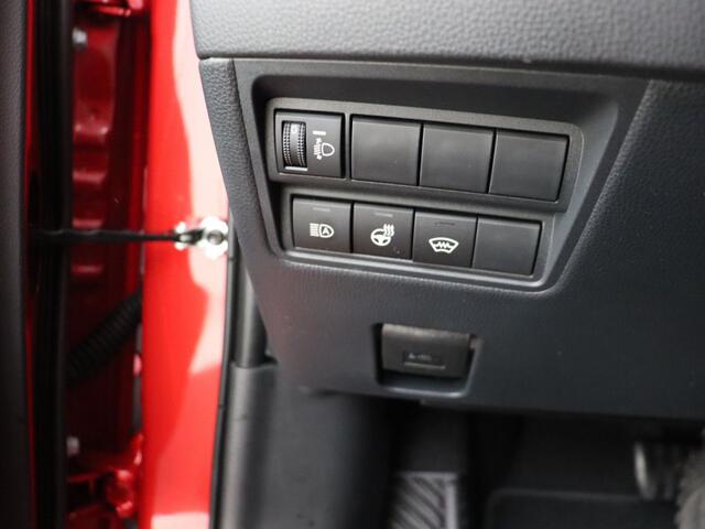 Toyota YARIS Cross 1.5 Hybrid 130 Dynamic | DEMO | Navigatie | Stoel en stuurverwarming | PDC | ACC |