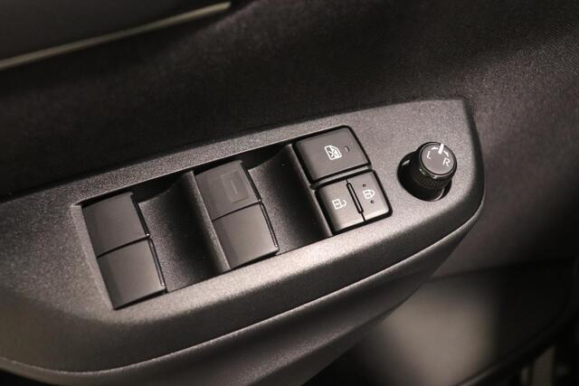 Toyota YARIS 1.5 Hybrid 115 Active, Stuur & Stoelverwarming, Apple Carplay/Android Auto!