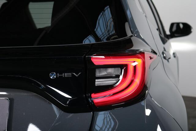 Toyota YARIS 1.5 Hybrid 130 GR Sport, Plus pack, Nieuw en in april leverbaar!