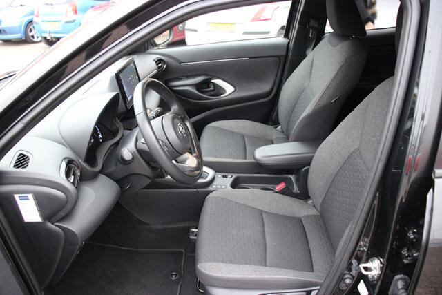 Toyota YARIS Cross 1.5 Hybrid Dynamic Automaat | Trekhaak | Clima | Keyless |