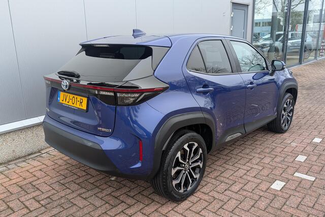 Toyota YARIS Cross 1.5 Hybrid First Edition Automaat, Achteruitrijcamera, Navigatie met Android Auto & Apple Carplay