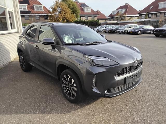 Toyota YARIS Cross 1.5 Hybrid 130 Style Edition 2025 Blindspot, stoelverwarming, stuurverwarming, draadloos telefoonlader