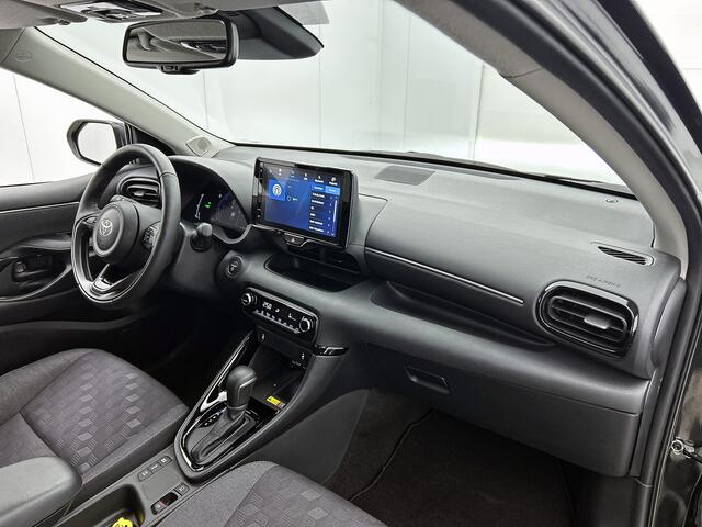 Toyota YARIS 1.5 Hybrid 115 First Edition | BTW Voertuig | Stoelverwarming | Draadloos laden |