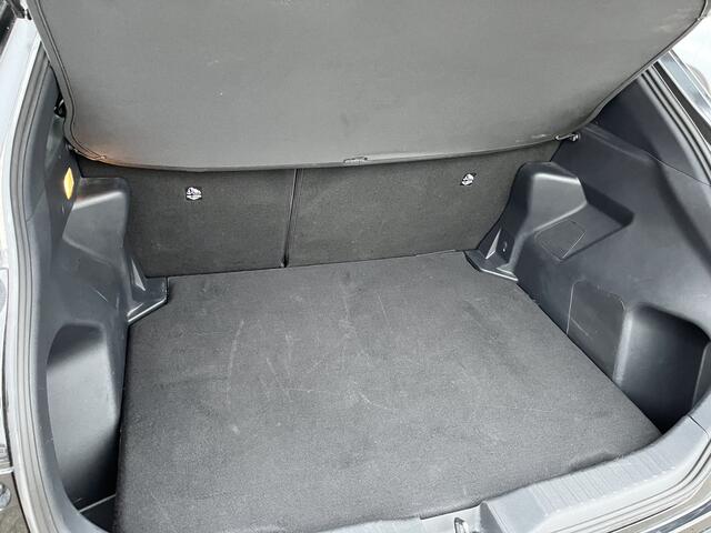 Toyota YARIS Cross 1.5 Hybrid 115 Dynamic Limited Parkeersensoren Stoel Stuur Verwarming PDC