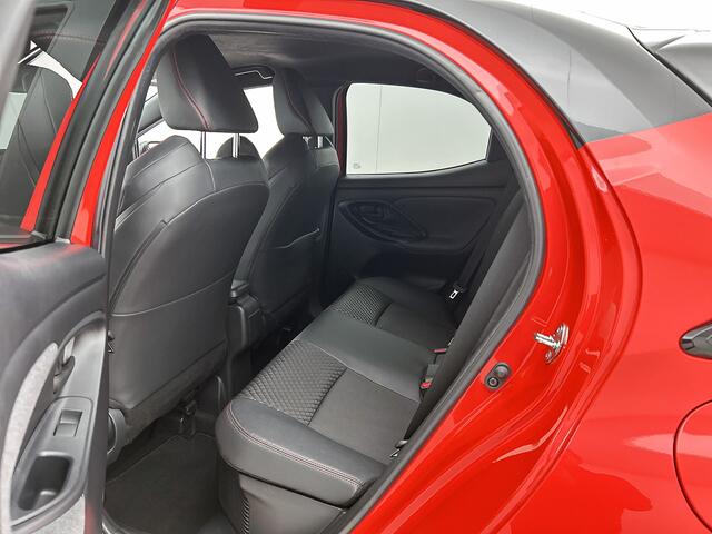 Toyota YARIS 1.5 Hybrid Launch Edition | Stoelverwarming | HUD |