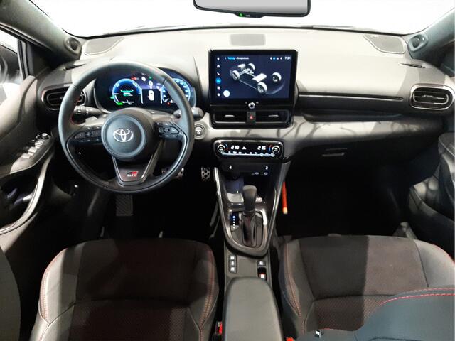 Toyota YARIS 1.5 Hybrid 130 GR Sport +