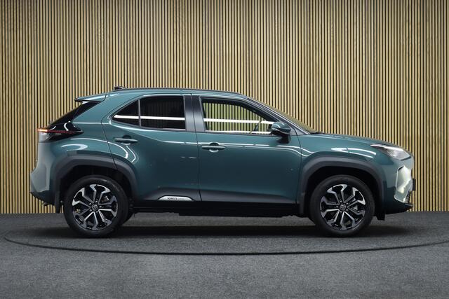 Toyota YARIS Cross 1.5 Hybrid 130 First Edition | Comfort Pack | Adaptive-cruise | Apple Carplay & Android Auto | Camera | Clima | Parkeersensoren | Keyless | Navigatie | Stoel & Stuurverwarming | Dodehoekdetectie