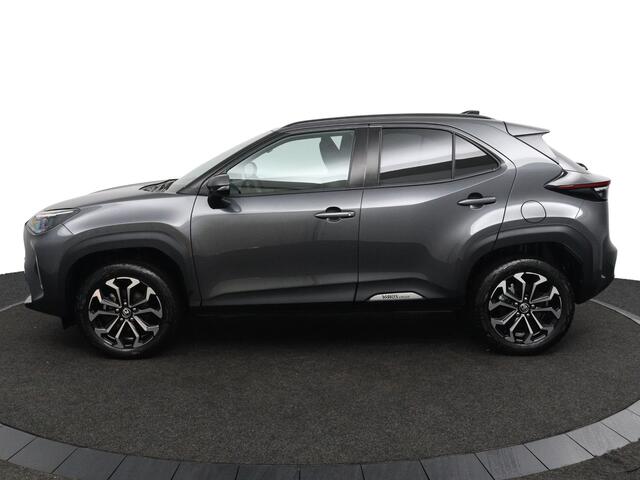 Toyota YARIS Cross 1.5 Hybrid 115 Dynamic | Parkeersensoren Rondom | Stuur en Stoelverwarming | Keyless Entry | Navigatie |