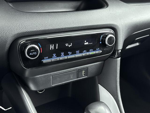 Toyota YARIS 1.5 Hybrid Business Plus | Apple Carplay | Parkeercamera |