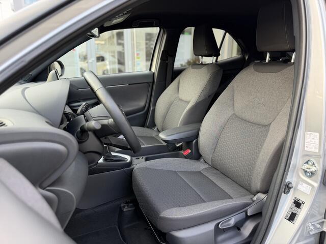 Toyota YARIS Cross 1.5 Hybrid 115 Style | GEEN AFLEVERKOSTEN | All-season banden, Parkeersensoren V+A, Dodehoekdetectie