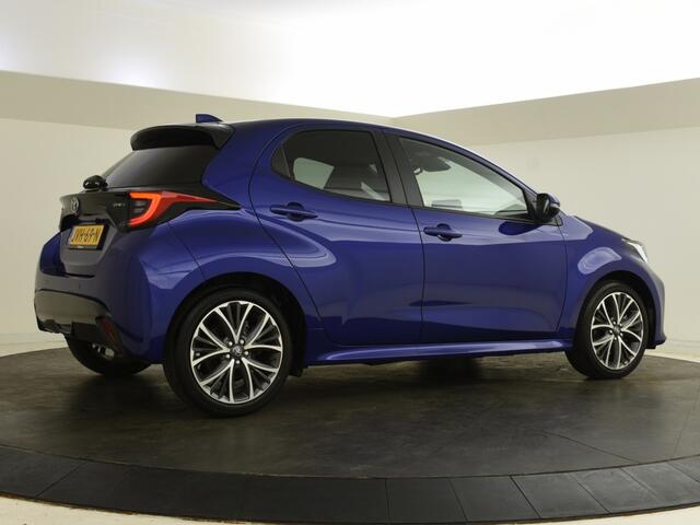 Toyota YARIS 1.5 Hybrid 130 Executive | JBL audio | Blind Spot |