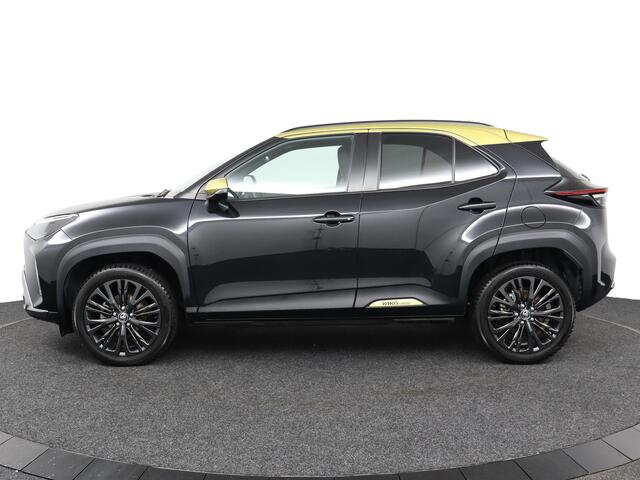 Toyota YARIS Cross 1.5 Hybrid Adventure | JBL | Stoel / Stuurverwarming | Head-up display |